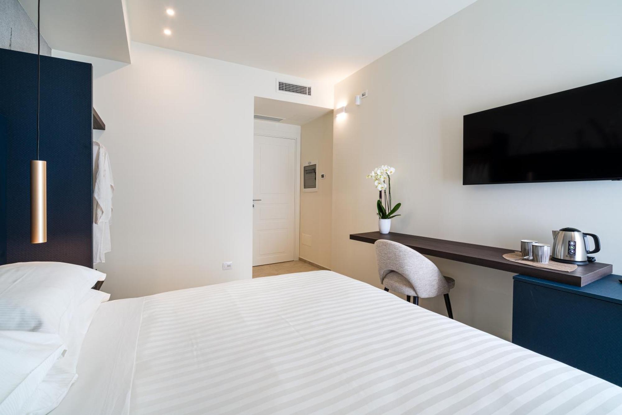 I Due Mori - Luxury Rooms Giardini Naxos Exterior photo